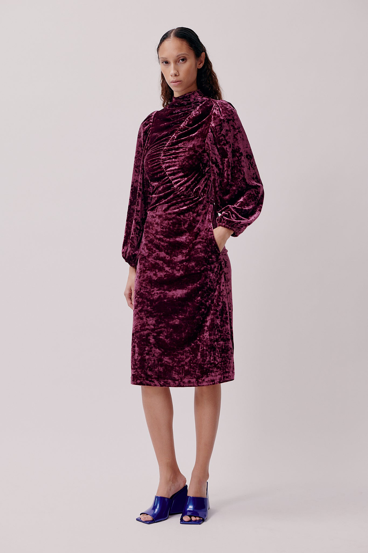 Hofmann Copenhagen Fabienne Dress - Ruby Star Velvet